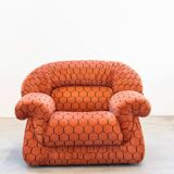 Vintage living room, club style, composed of a 3-seater sofa and 2 armchairs, 1970s