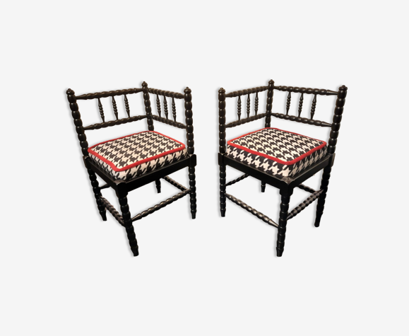 Chaises d'angles en bois
