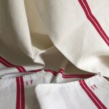 Set of 3 tea towels with red beds SP