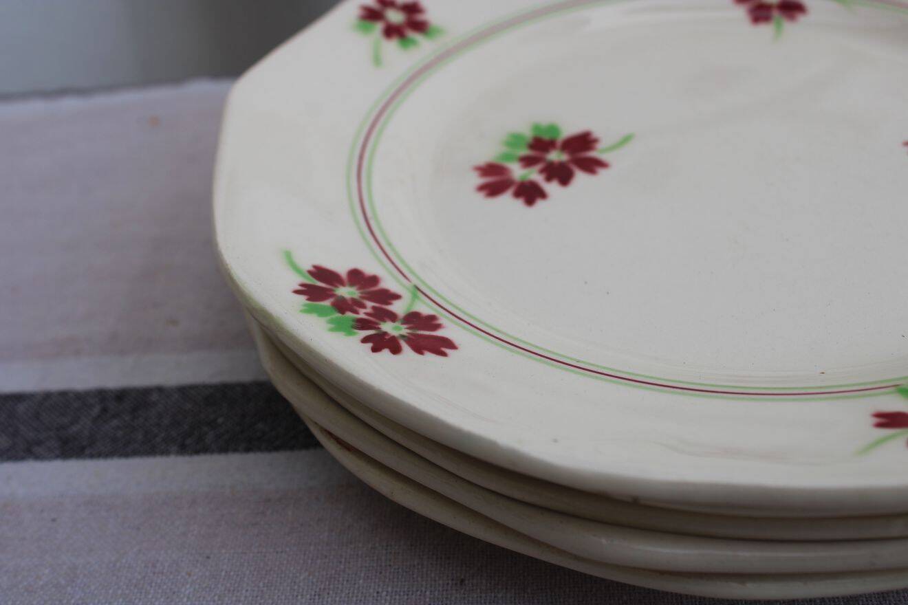 Set of 6 ceramic dessert plates