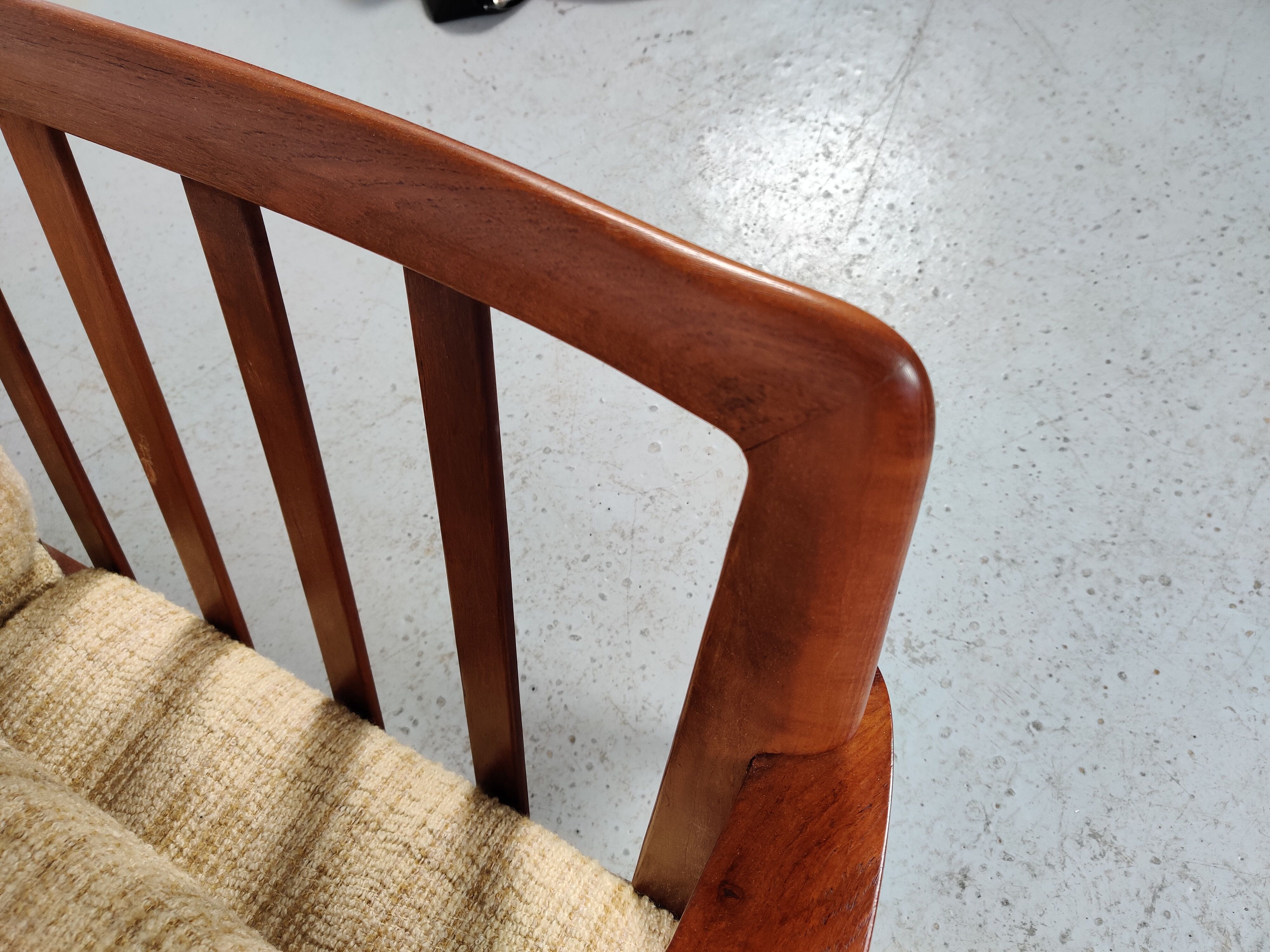 Scandinavian teak sofa, Denmark 60s