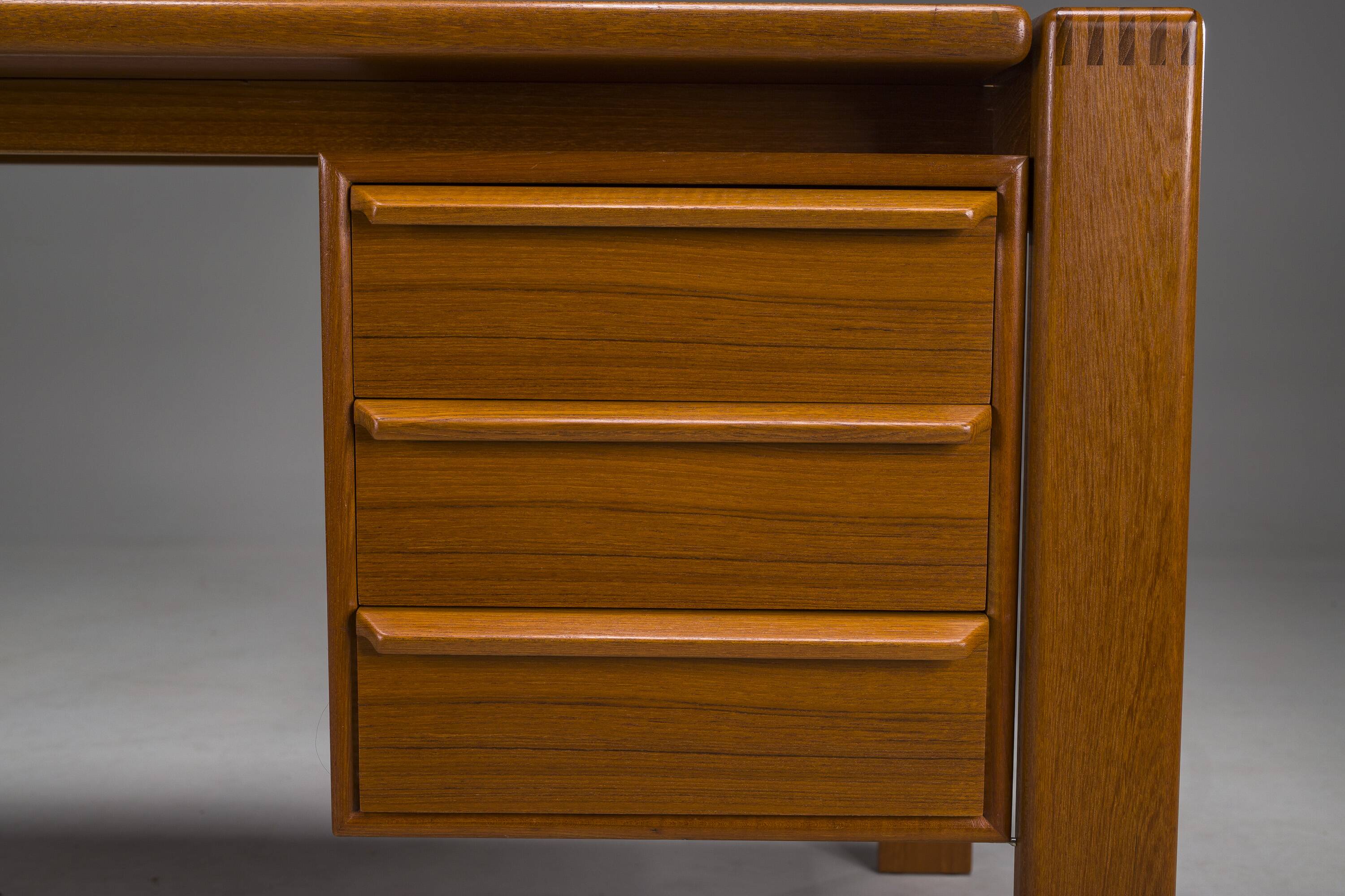 Mid-Century Teak Freestanding Desk from GV Møbler, 1960s