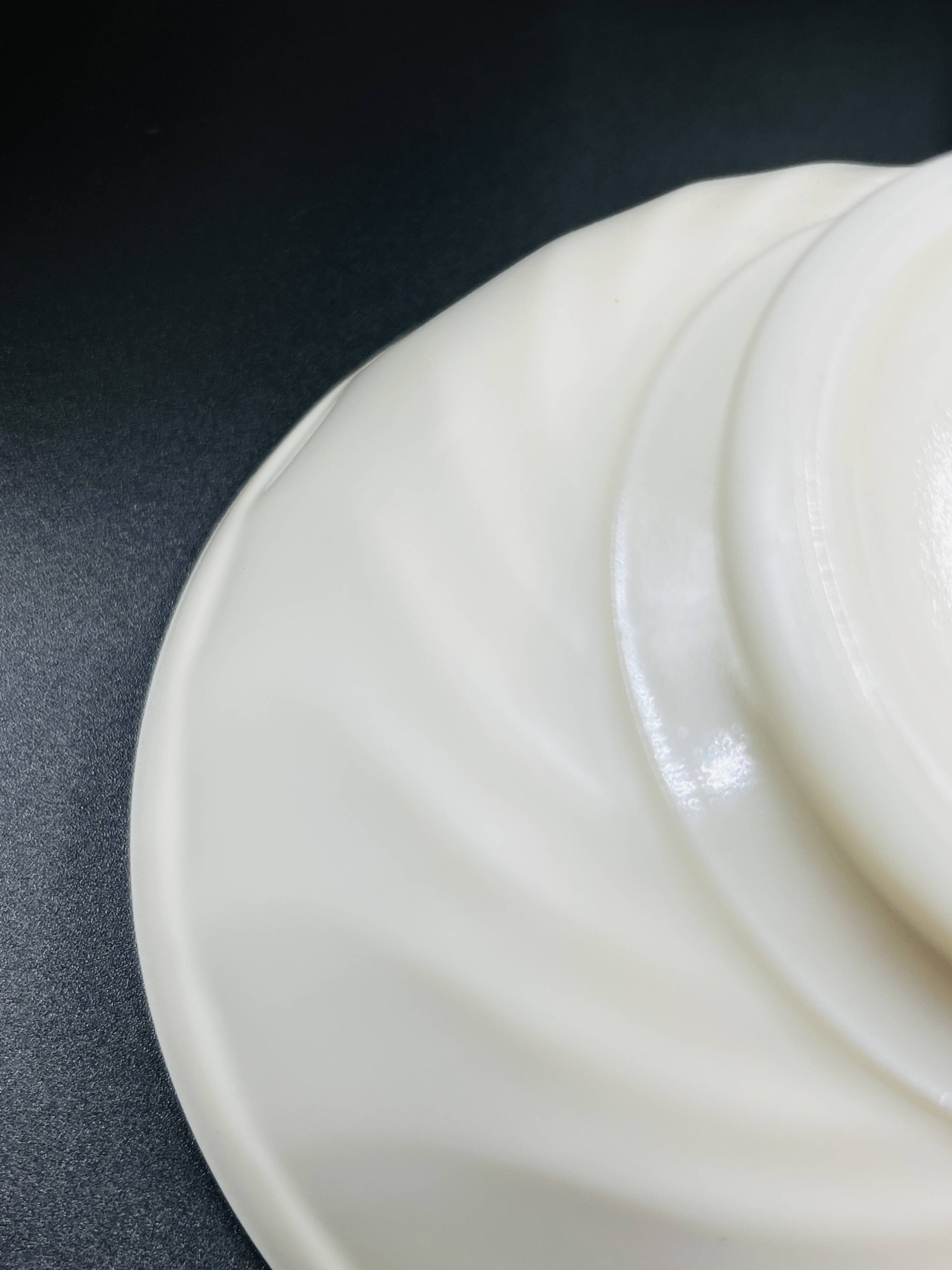 6 Arcopal Trianon Ivory Bowls