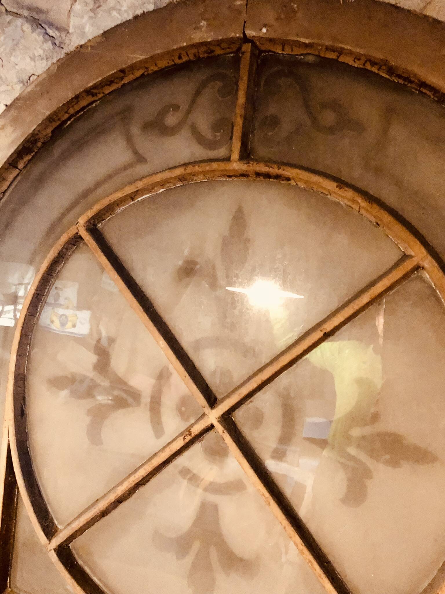 Set of 4 decorative carved glass windows from the 1900s