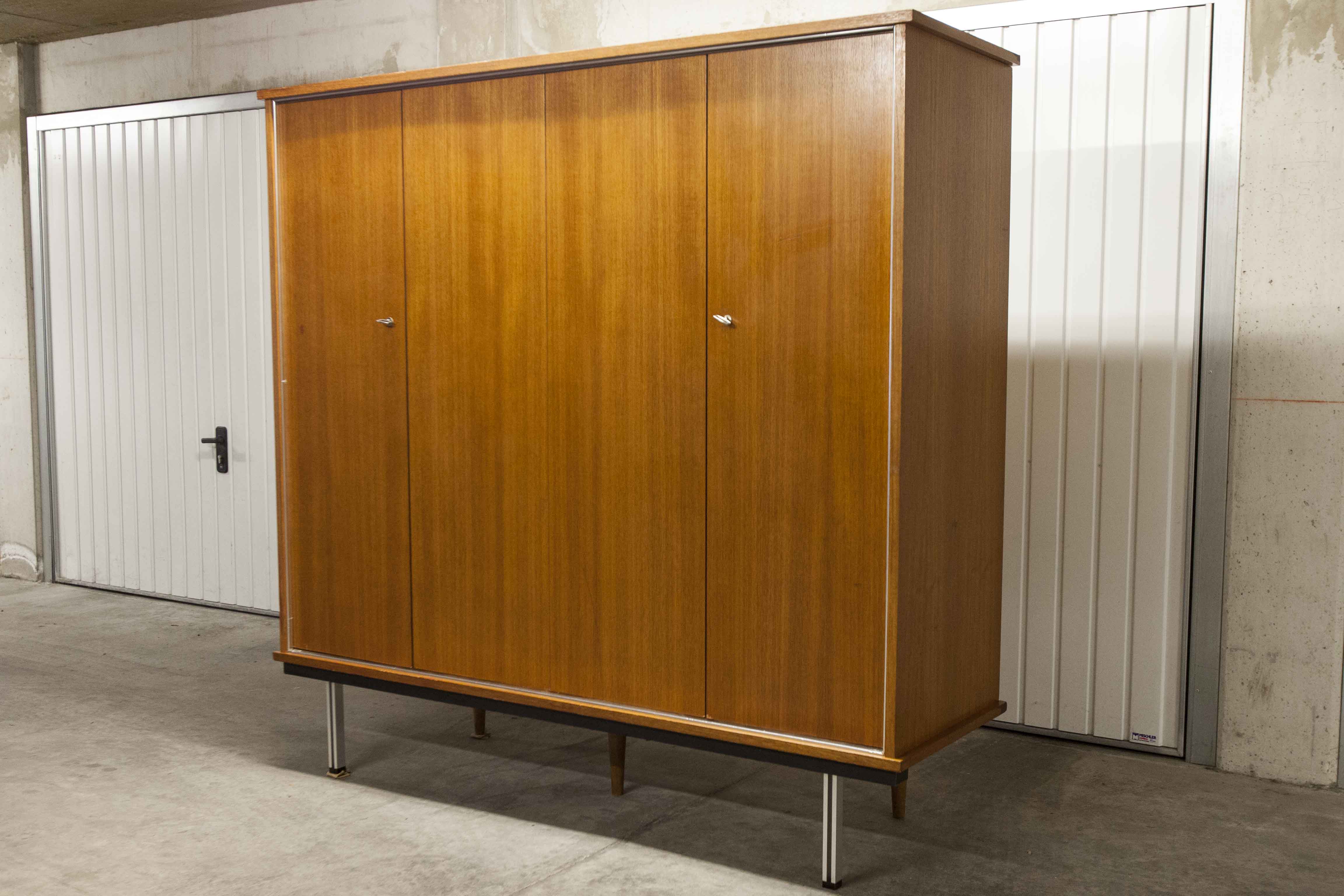 Wardrobe 1970 teak 4 doors half wardrobe half shelf 182 cm