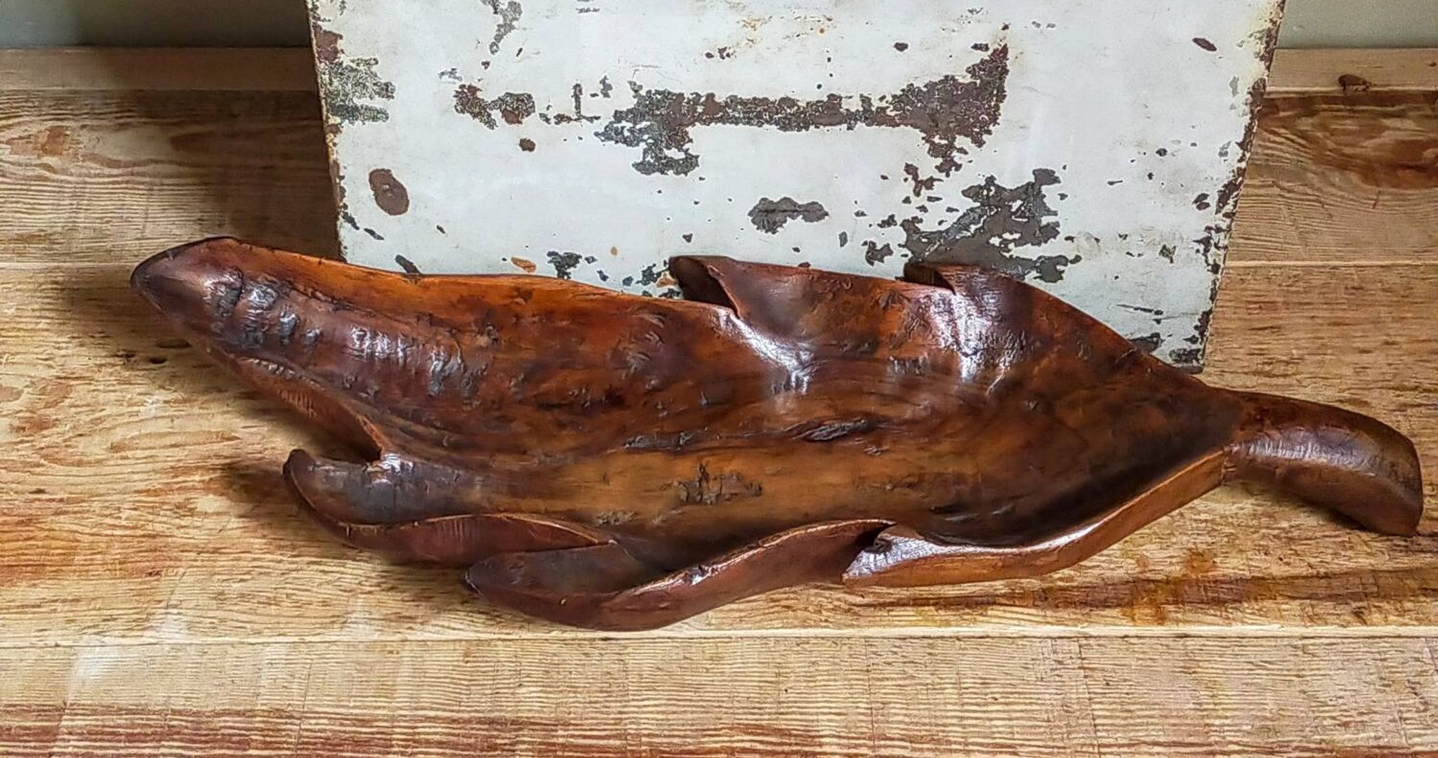 Coupe feuille en bois massif sculptée XXL ancienne