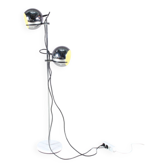 Lampadaire des années 1970 avec abat-jour boule des Pays-Bas