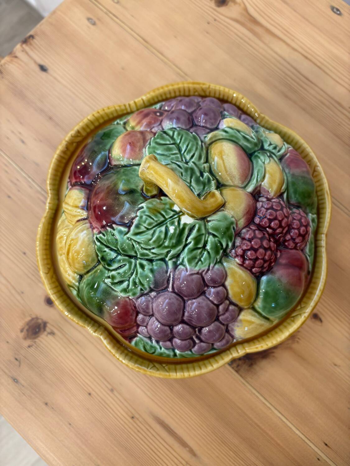 Sarreguemines 5183 barbotine compote dish