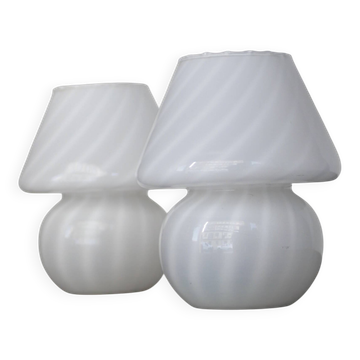 Pair of vintage mushroom table lamps - 1960s - swirled Murano glass - Italian design