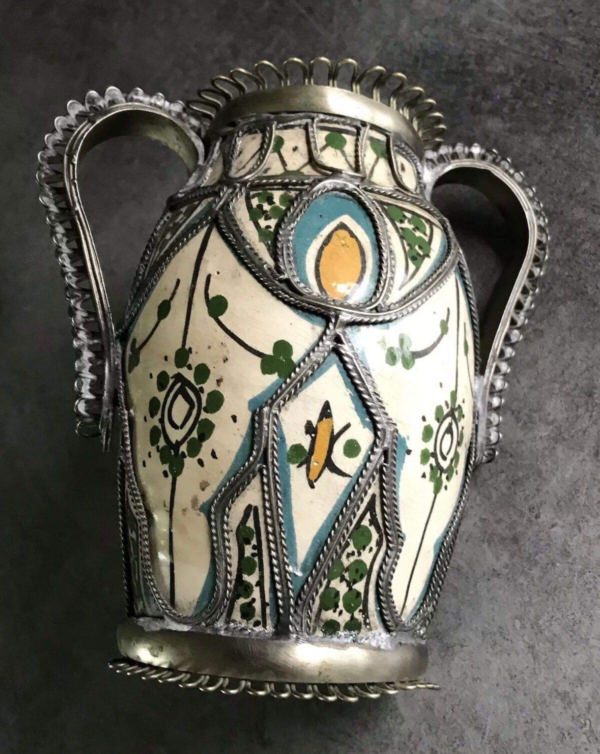 Old safi pottery vase in polychrome paint and metal sculpture décor 14 cm