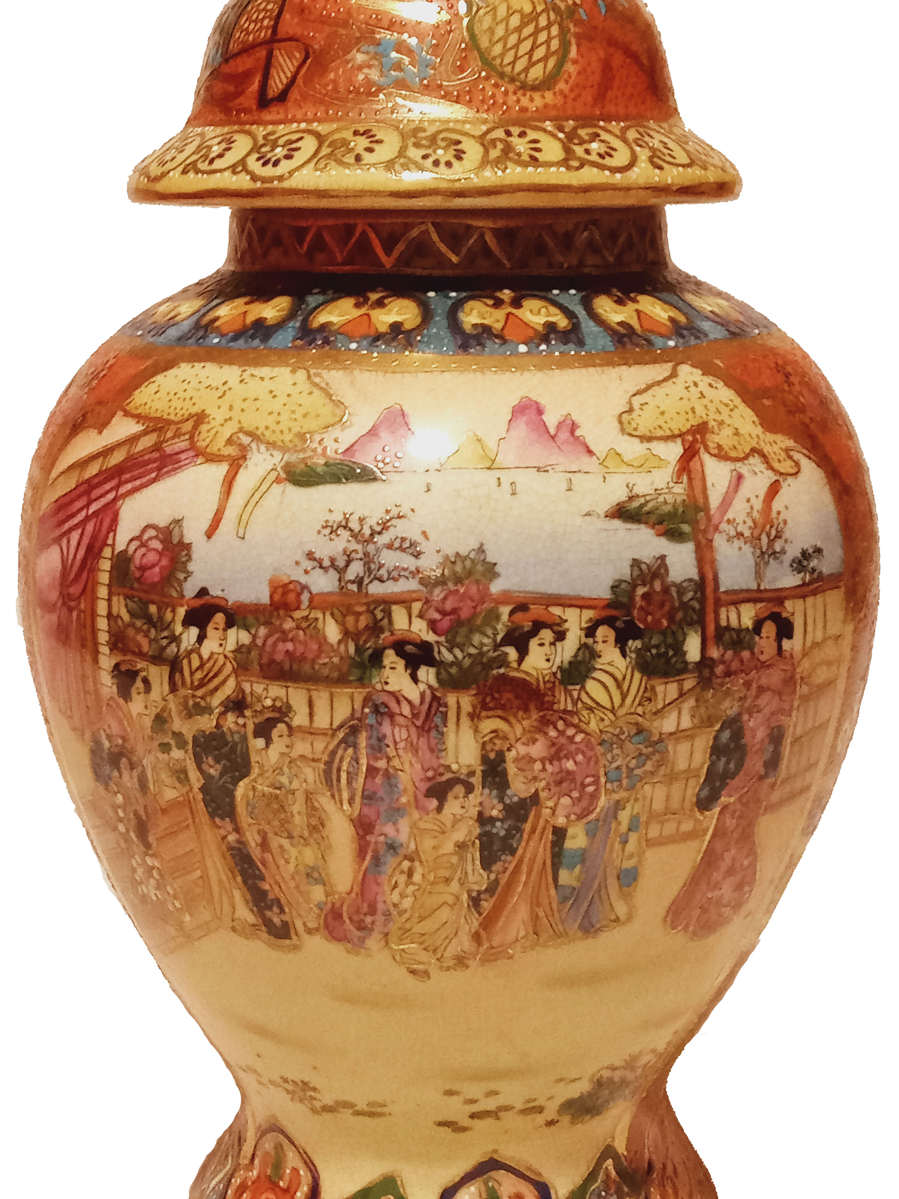 Chinese porcelain vase with lid