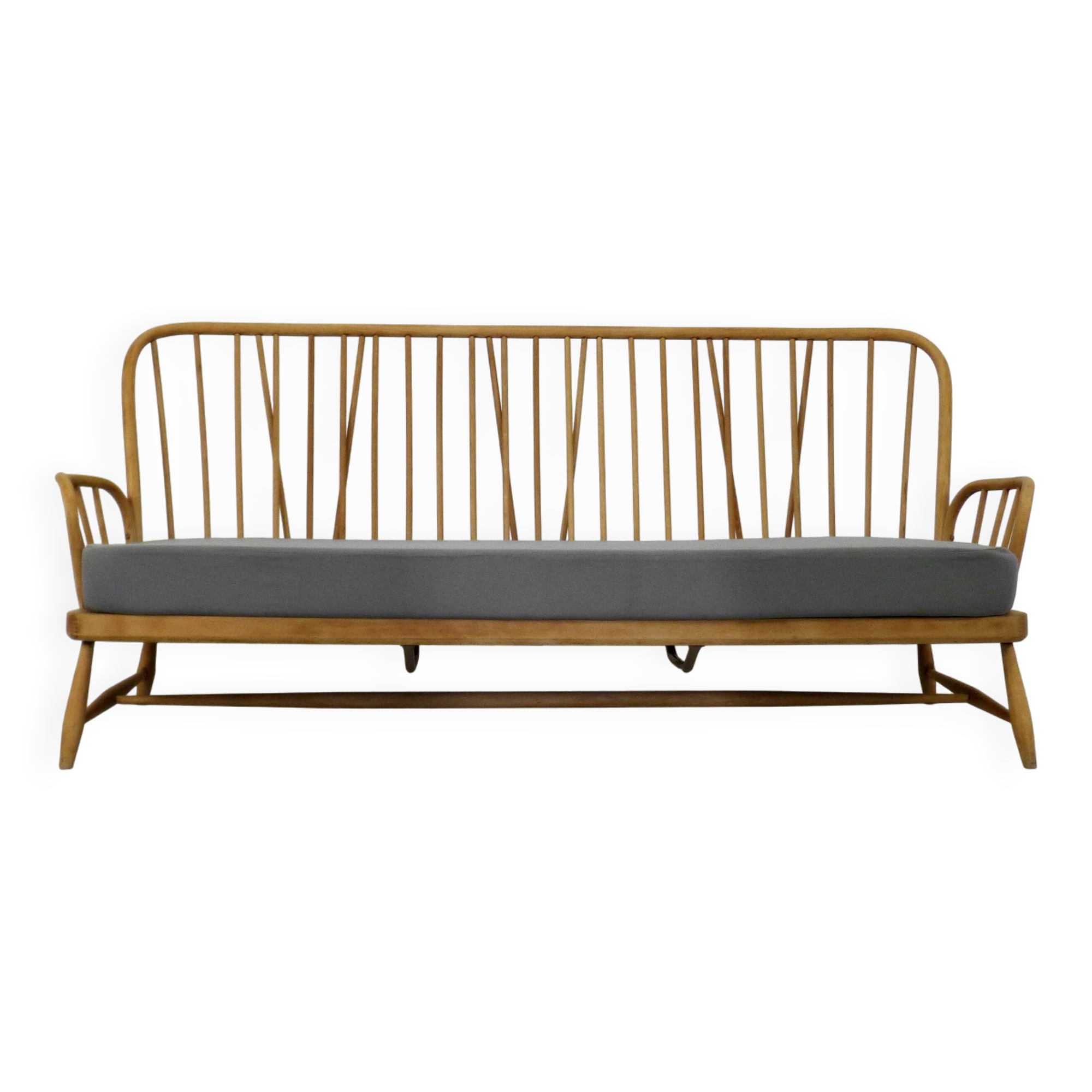 Mid-Century Modern Windsor Three-Seater Sofa by Lucian Ercolani for Ercol