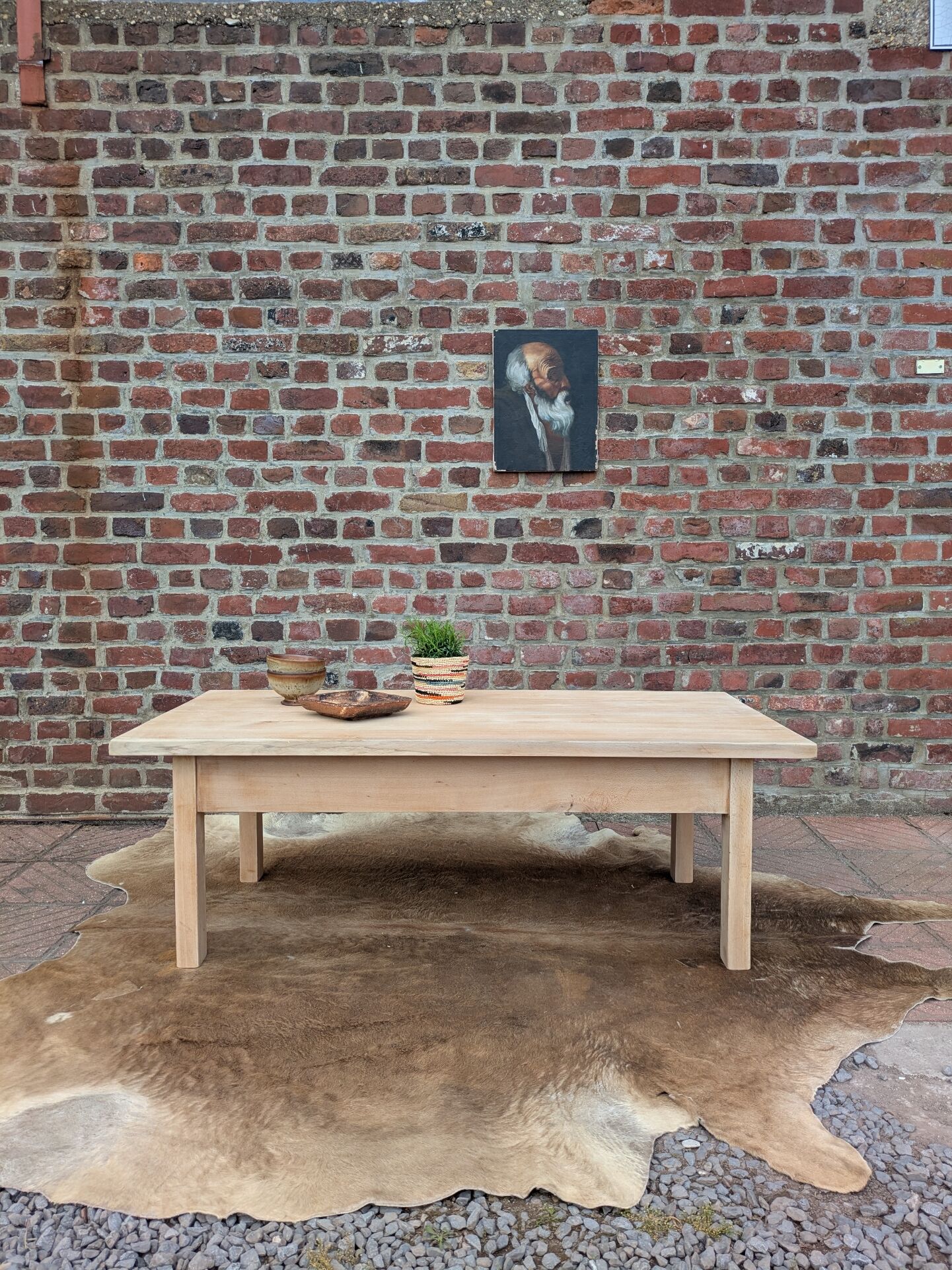 Table basse en hêtre brut