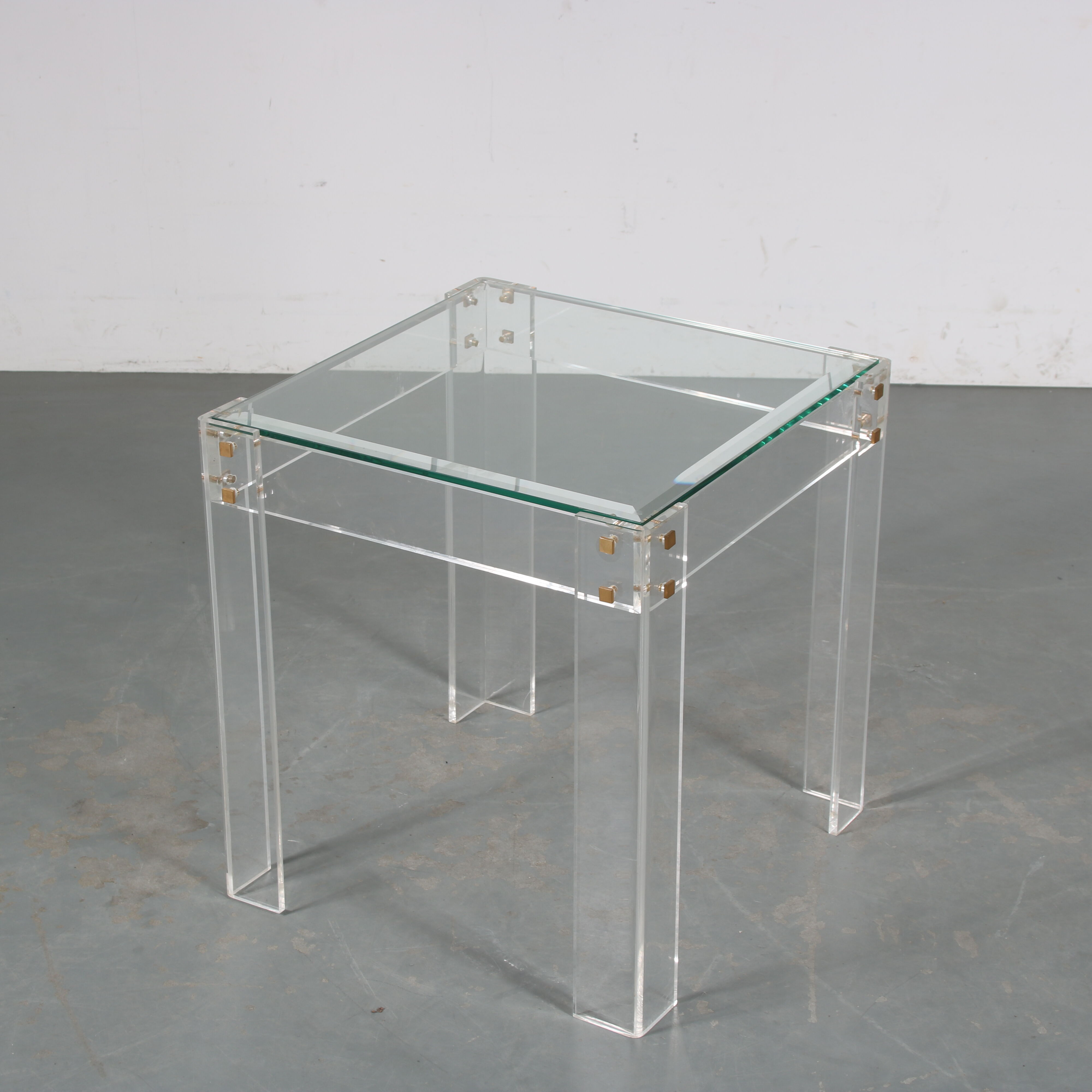 1970s Pair of lucite side tables by iTRE, Italy