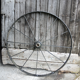 Roue de charrette ou de carriole en fer