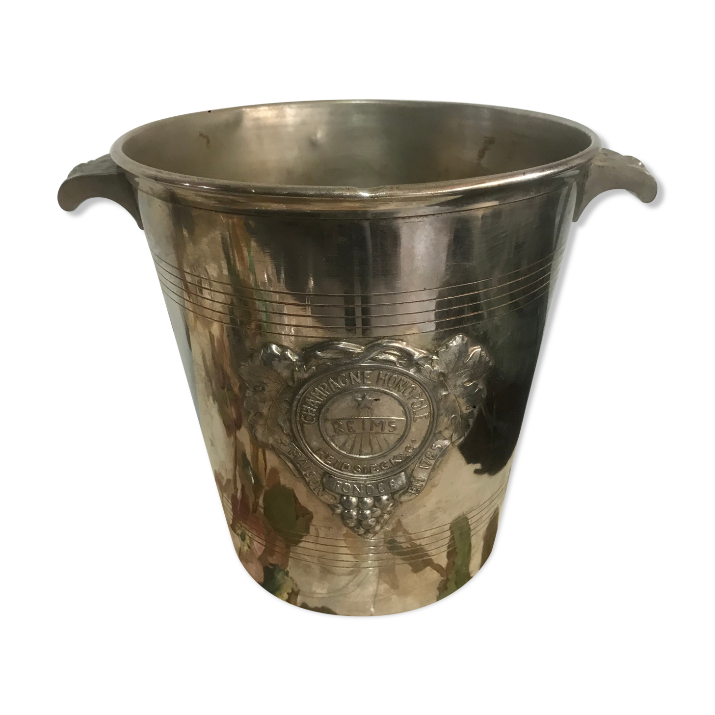 Silver metal champagne bucket