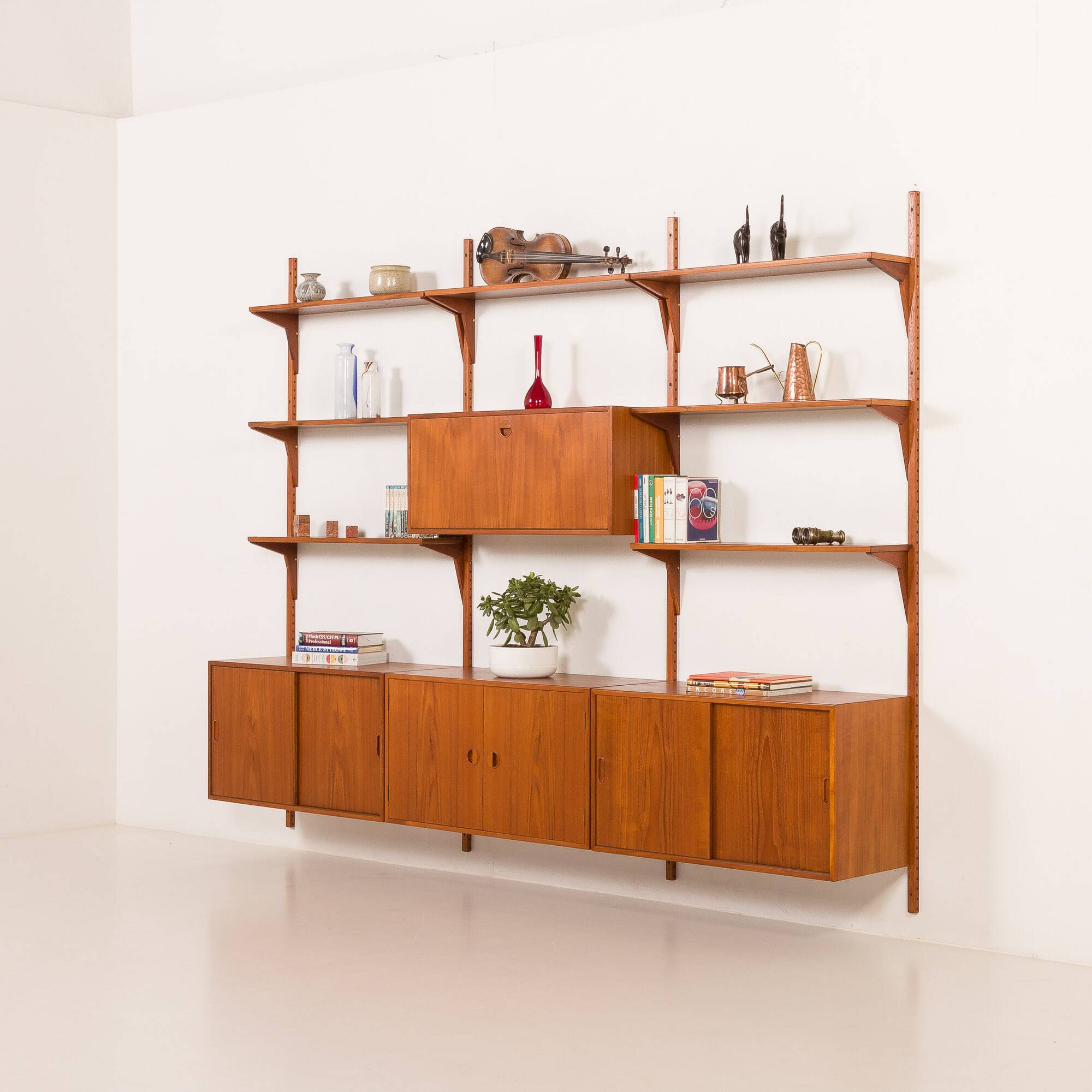 Hansen and Guldborg 3 bay teak wall unit, Denmark 1960s
