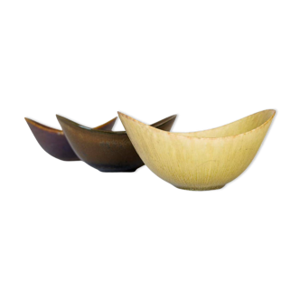 Set of 3 modern mid-century ceramic bowls by Gunnar Nylund Rörstrand, Sweden.
