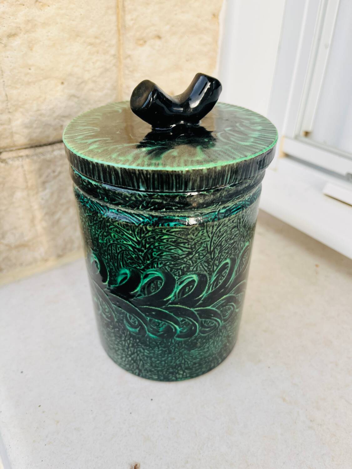 Vintage 1960 ceramic covered pot signed Accolay