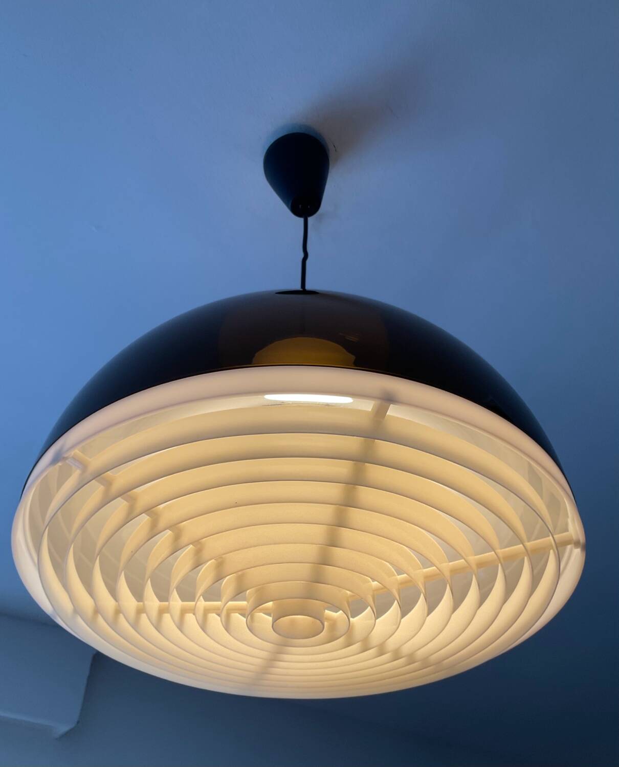 Suspension style Artimeta ou Gepo des années 60-70