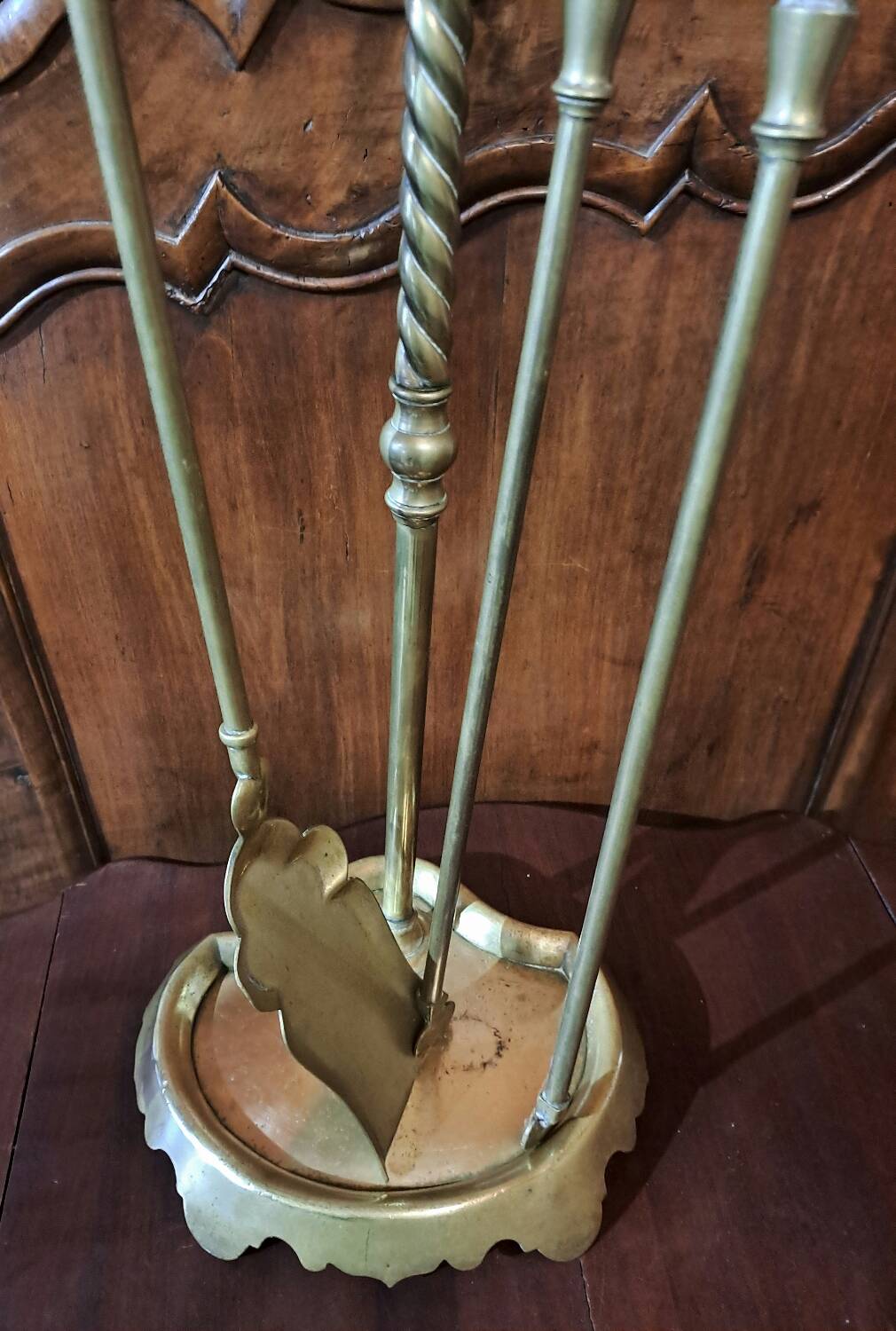 Bronze fireplace set