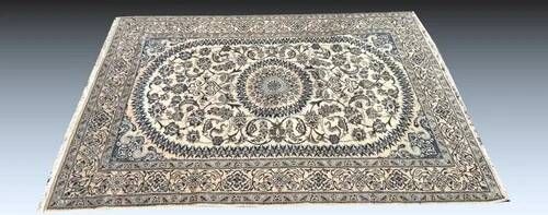 Persian Oriental Carpet NAÏN Wool and Silk: 3.20 X 2.10 Metres "Sardje Gallery"