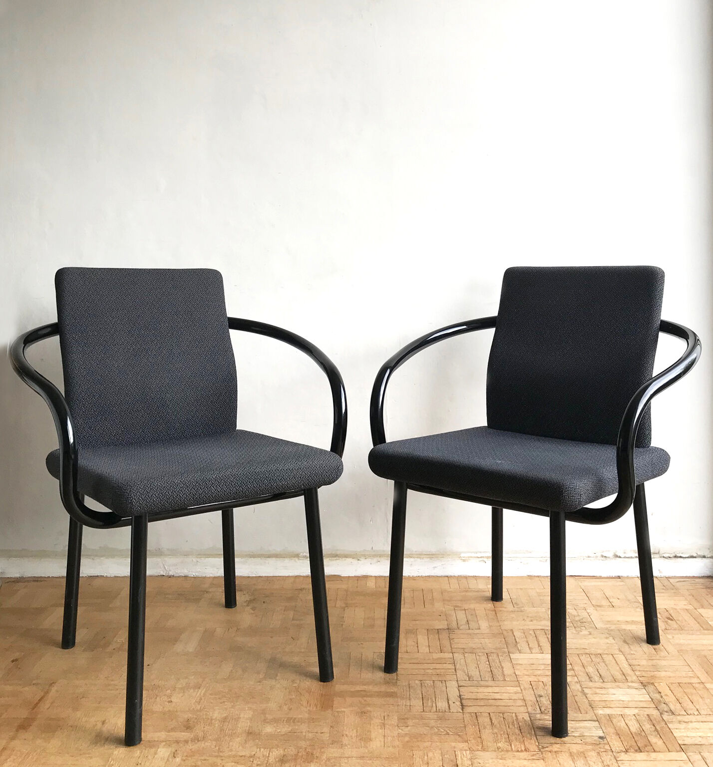 Pair of Mandarin armchairs, Ettore Sottsass, Knoll edition 1987