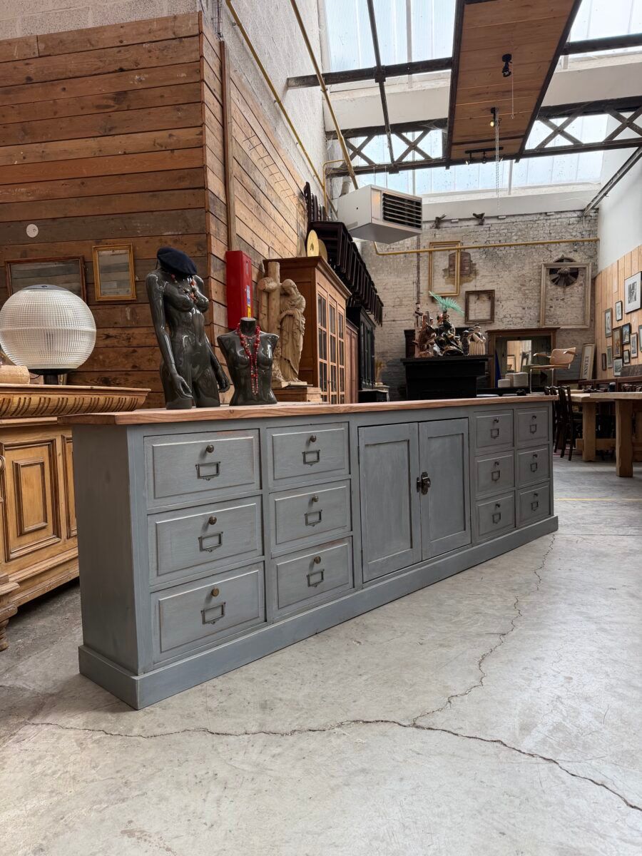 Handcrafted enfilade