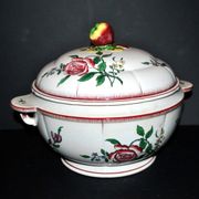 Antique hand-painted earthenware tureen from Vieux Strasbourg Sarreguemines