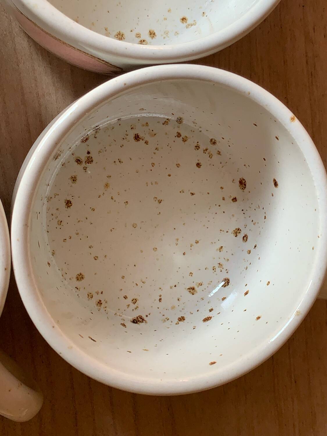 Six Salins stoneware coffee cups 1970