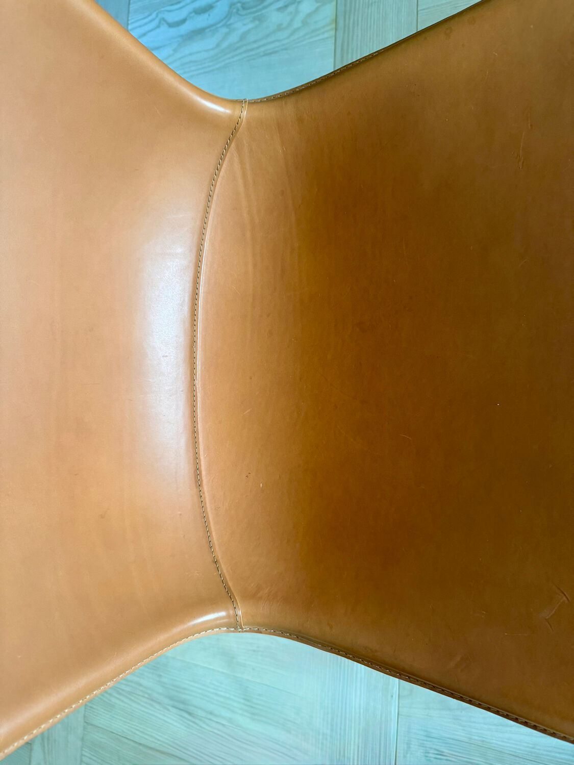 Set of 4 Bertoia chairs