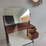 Scandinavian hairdresser 60s