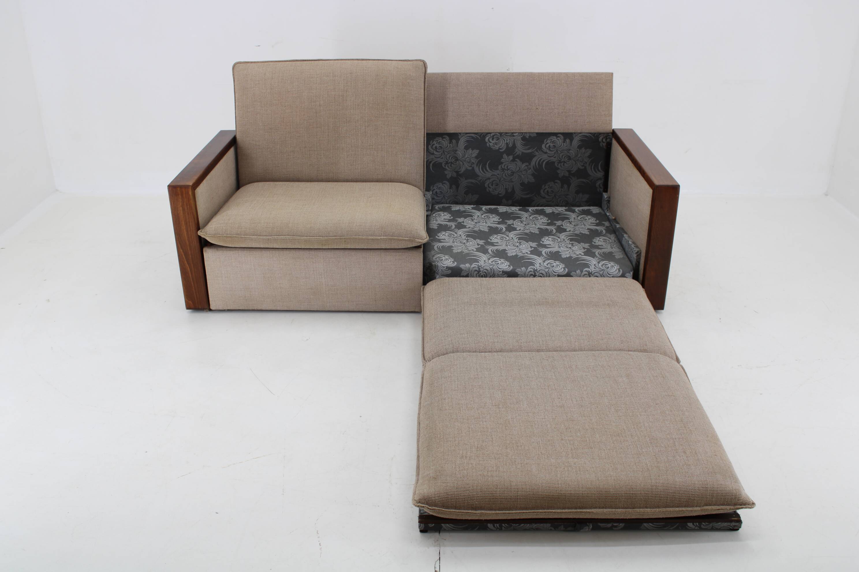 1960s Miroslav Navrátil Folding Sofa Bed, Czechoslovakia