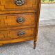 Commode Louis XVI en marqueterie et placage d'amarante/merisier 1950