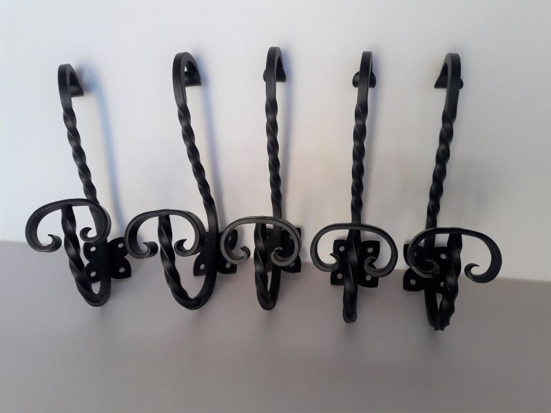 lot 5 patères porte manteau fer torsadé