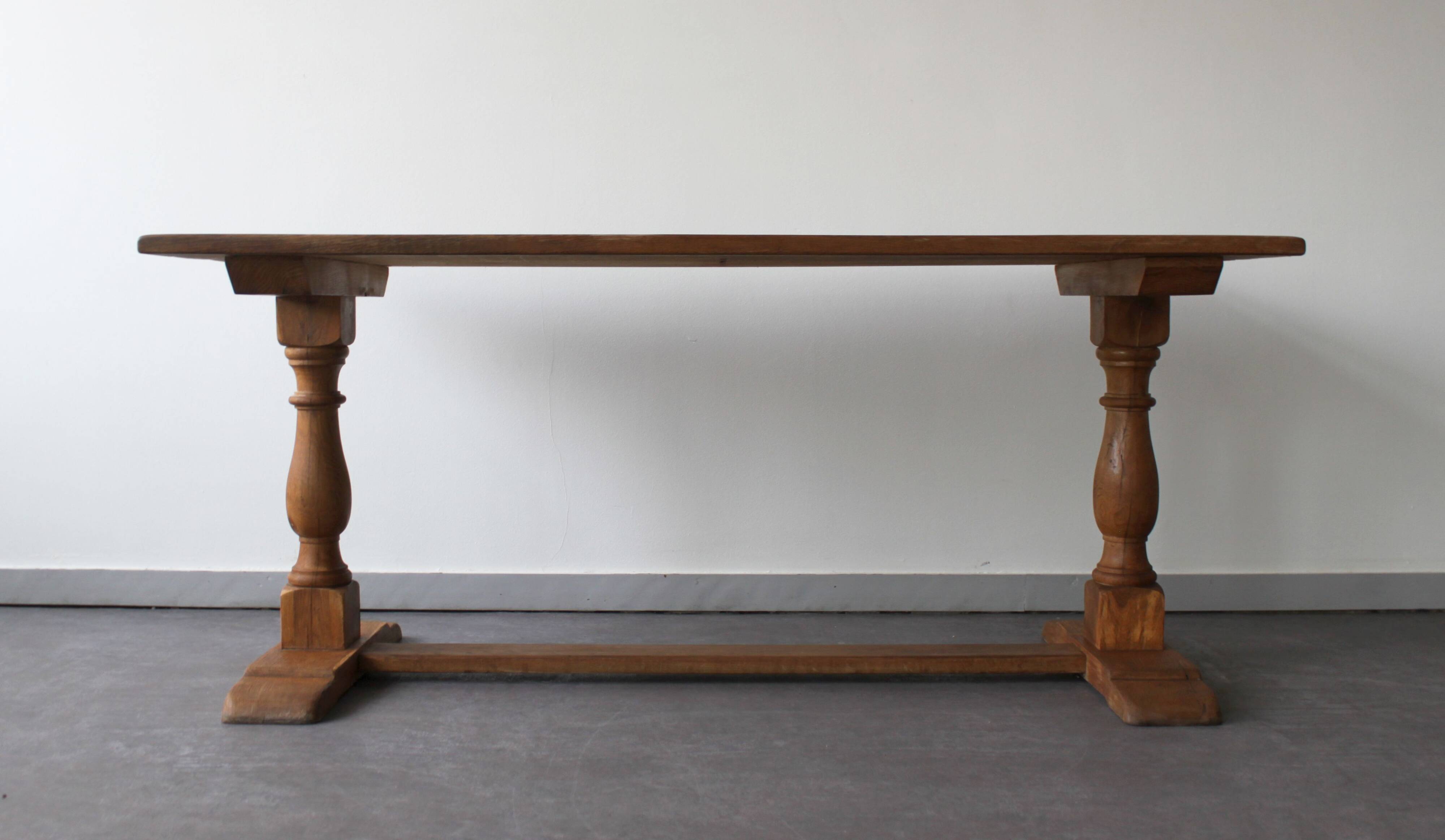 Table de monastère, style rustique, début XXème.