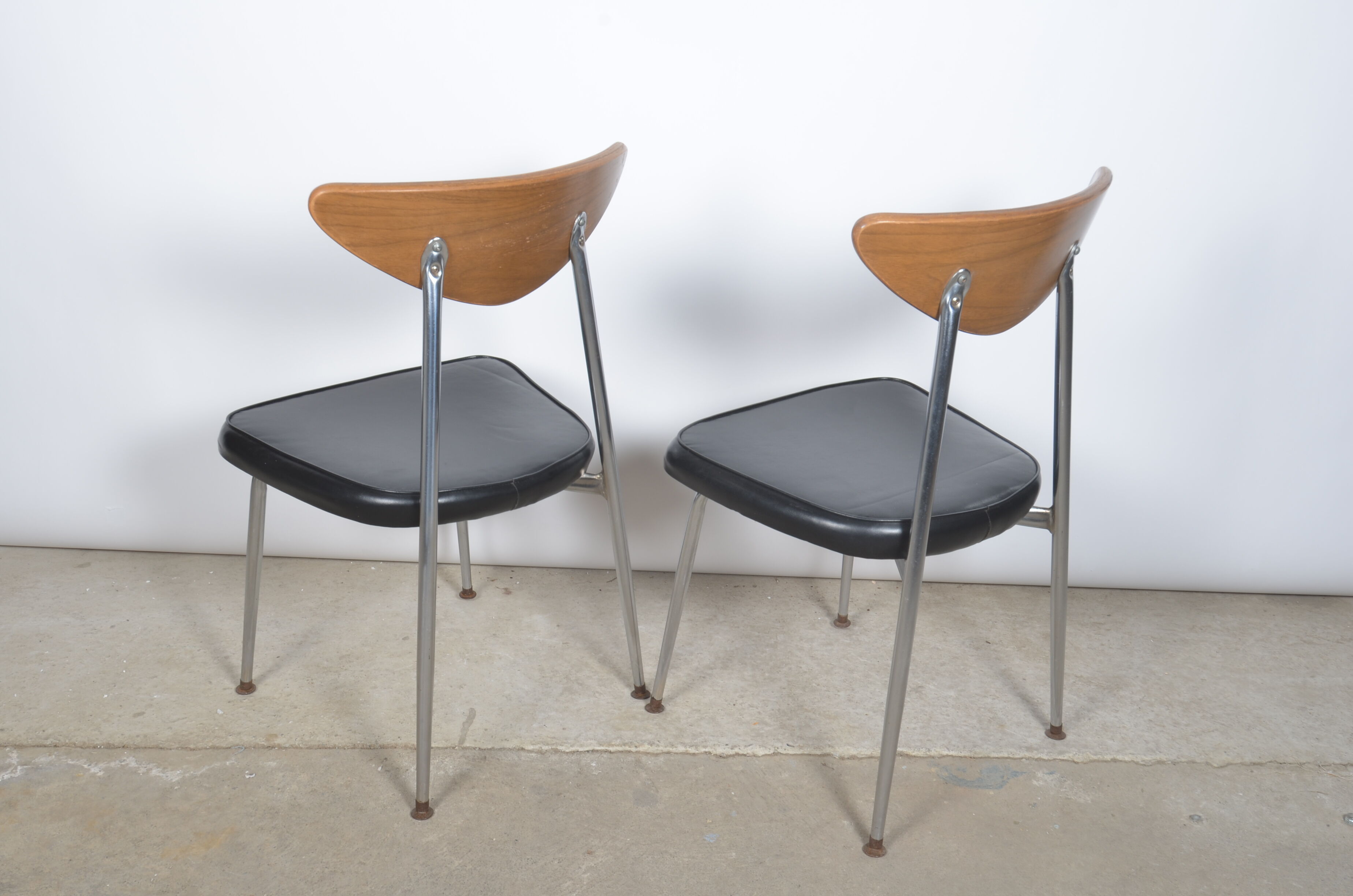 Pair of craft Quebec style chairs