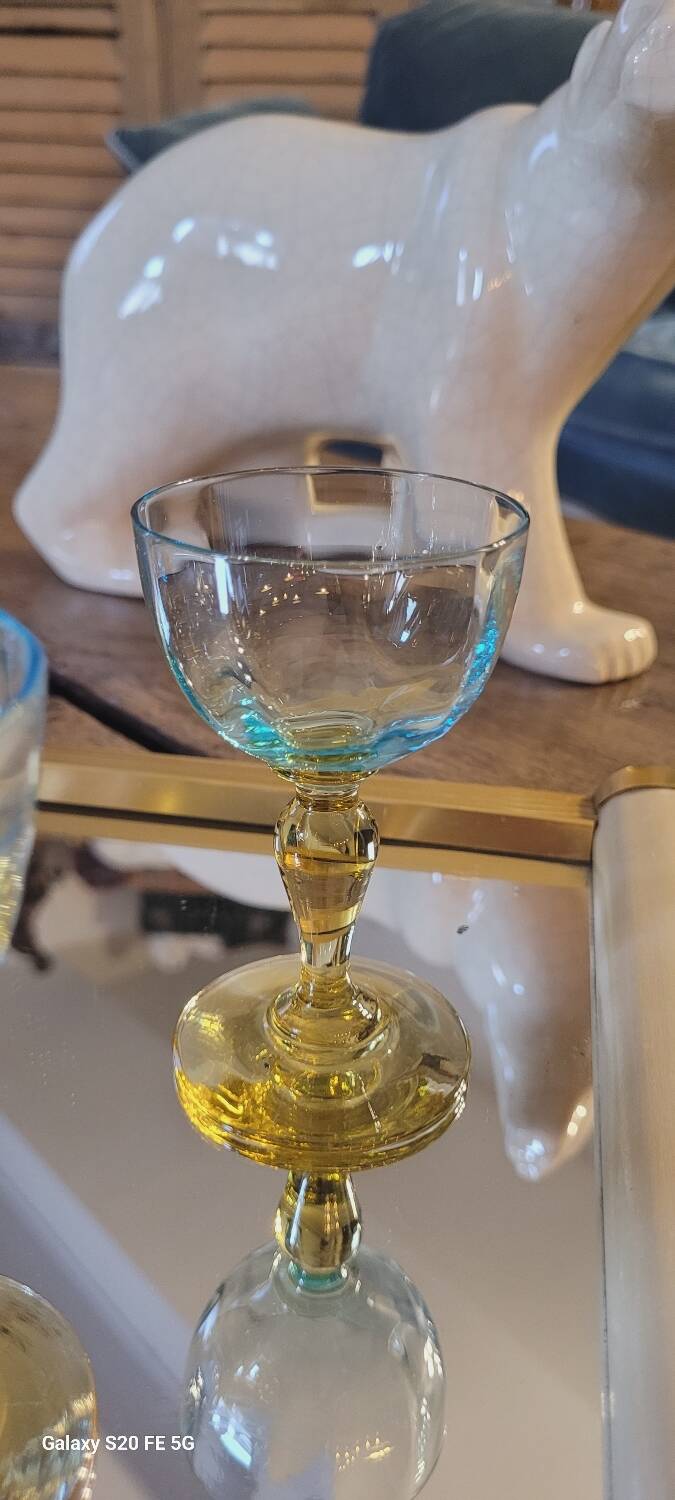 7 George Sand stemmed glasses