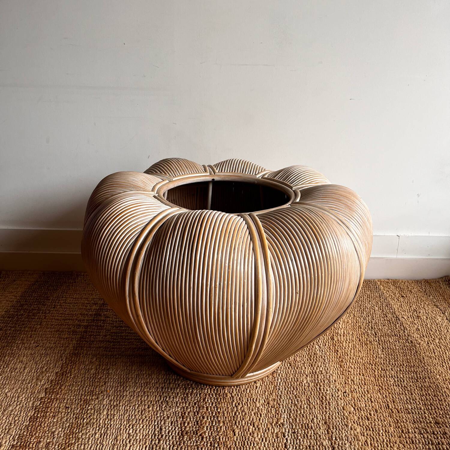 XXXL ‘Pencil reed’ rattan planter Vivai del Sud stijl