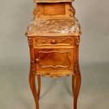 Chevet en noyer de style Louis XV XIXème