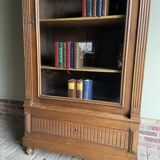 Antieke eiken houten boekenkast, vitrinekast, winkelkast, servieskast.