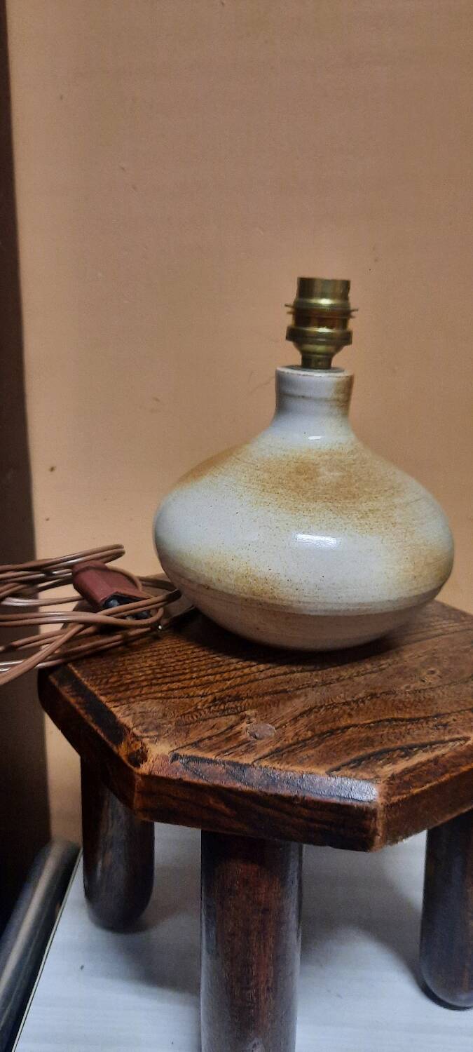 Ceramic ball lamp base