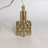 Deux suspensions en laiton doré et cristal, de Palwa, design 1960