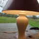 Lampe à poser vintage en porcelaine