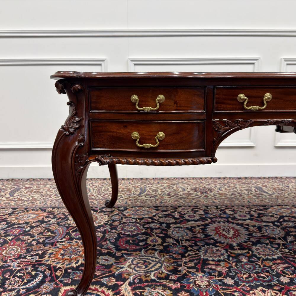 Bureau d'écriture anglais antique classique