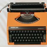 Silver reed seiko typewriter