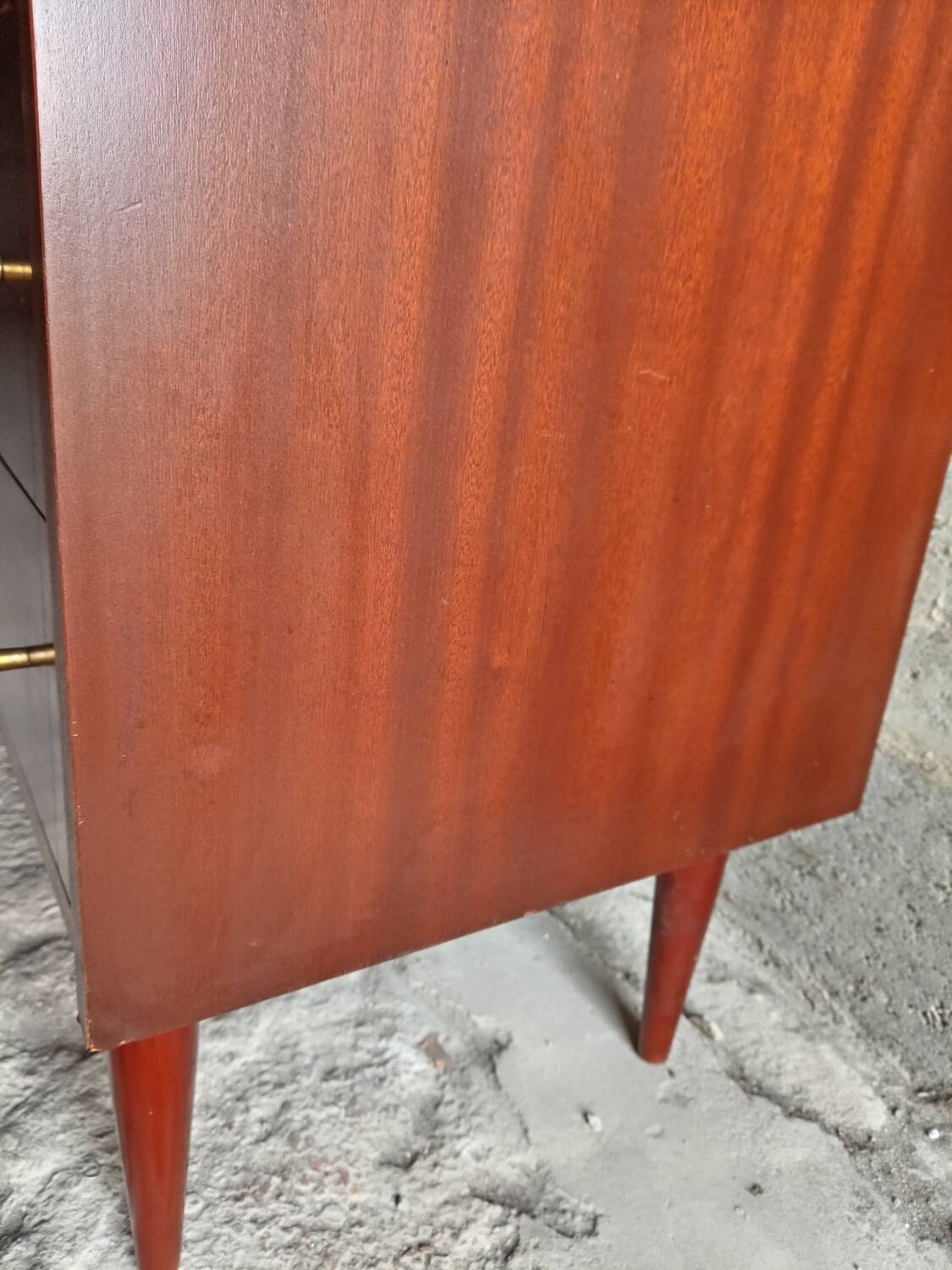 Commode vintage