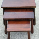 Nesting coffee tables