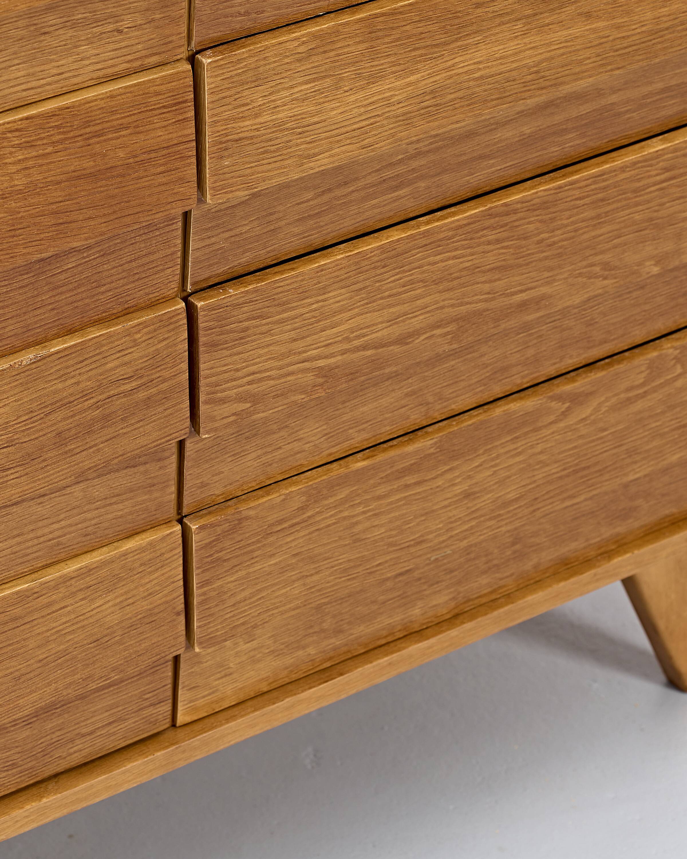 Model U-453 Dresser by Jiří Jiroutek for Interier Praha, 1968