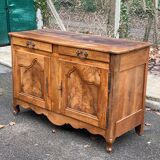 Louis XV buffet in solid wood, 18th century, 153cm.